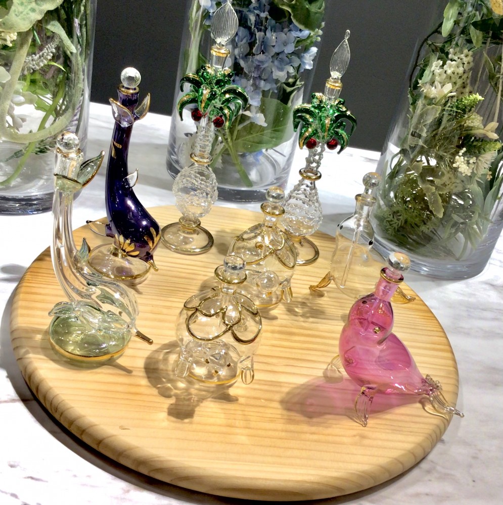 The ORIGINAL PERFUME OIL パフュームグラスのセット